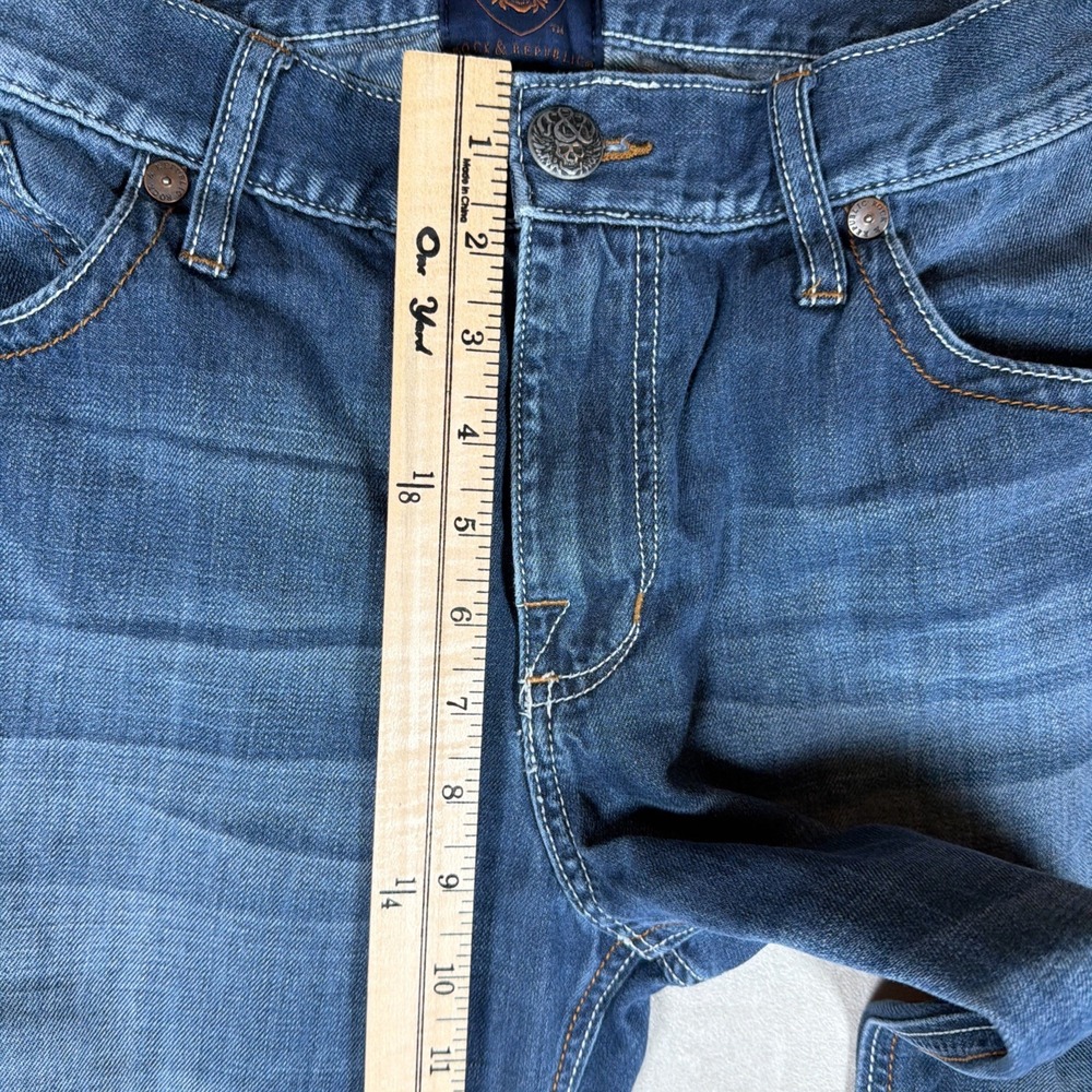 Rock & Republic Henlee Bootcut Jeans Men's 33x31.5 Distressed Denim Blue - Picture 9 of 16